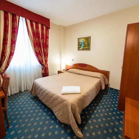 Hotel Cavour Moncalieri