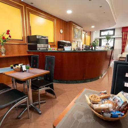 Hotel Cavour Moncalieri