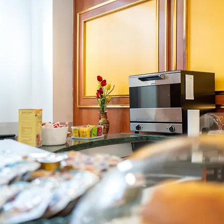 Cavour 3* Moncalieri