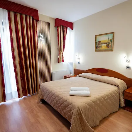 Cavour 3*