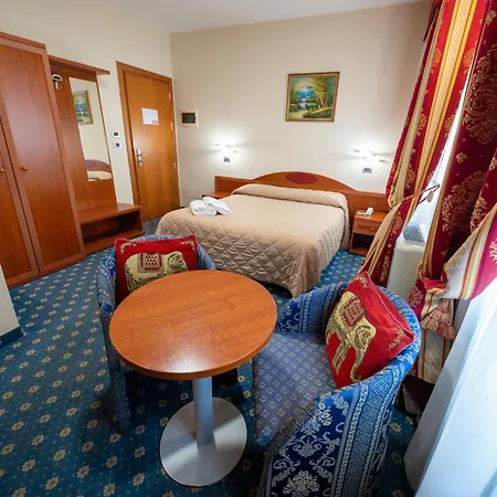 Hotel Cavour Moncalieri