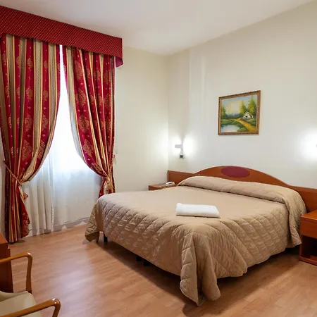 Cavour 3* Moncalieri