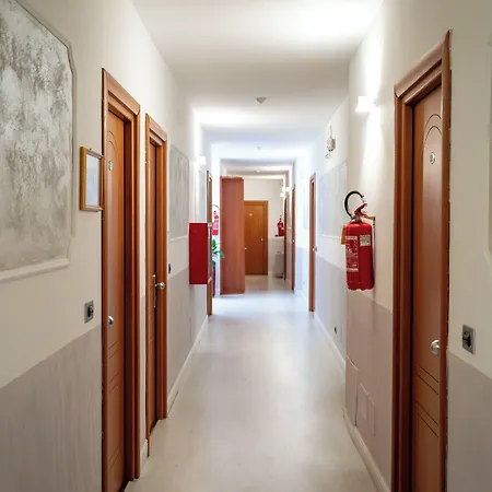 Cavour 3*