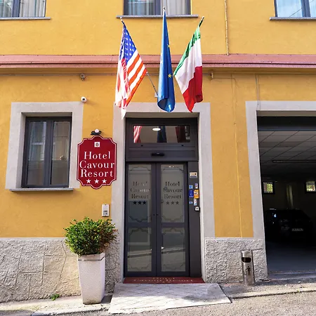 Cavour 3*