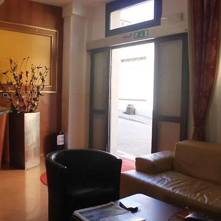 Hotel Cavour 3*