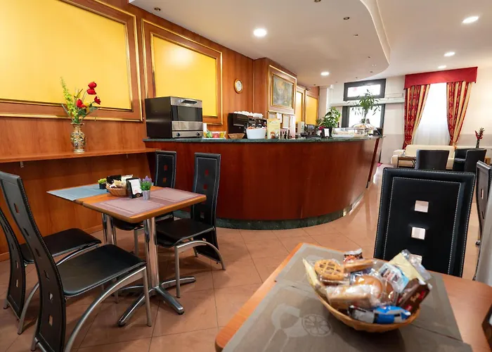 Otel Cavour Moncalieri