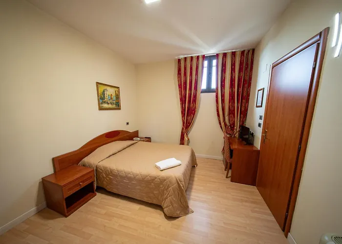 Otel Cavour