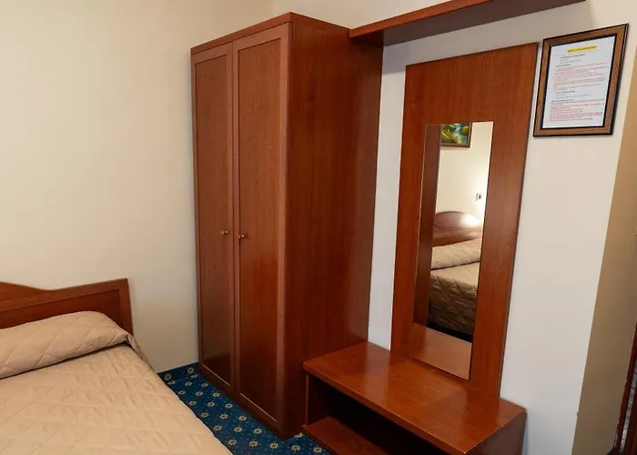 Cavour Hotel 3*