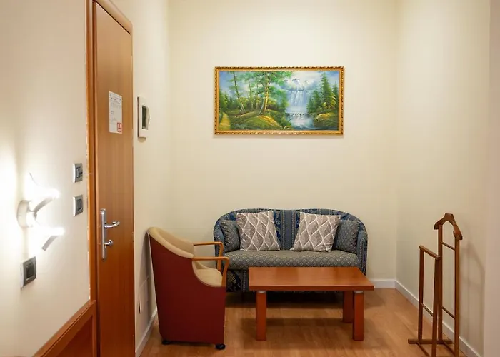 Cavour Otel Moncalieri