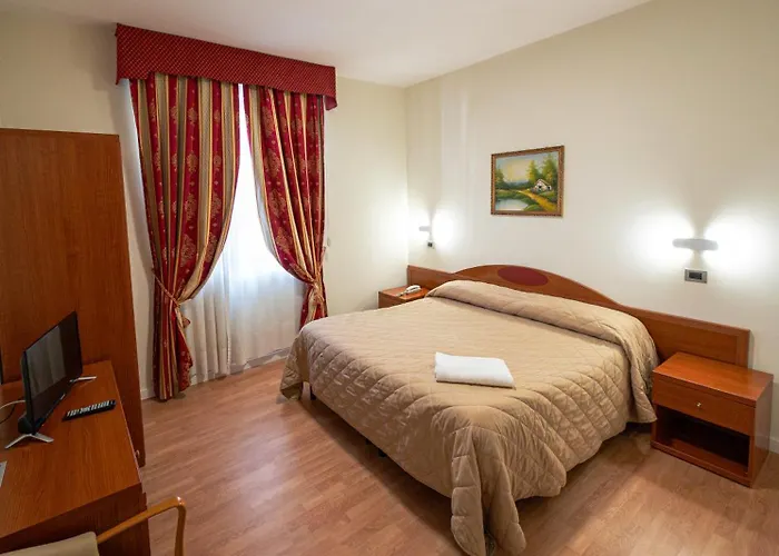 Otel Cavour