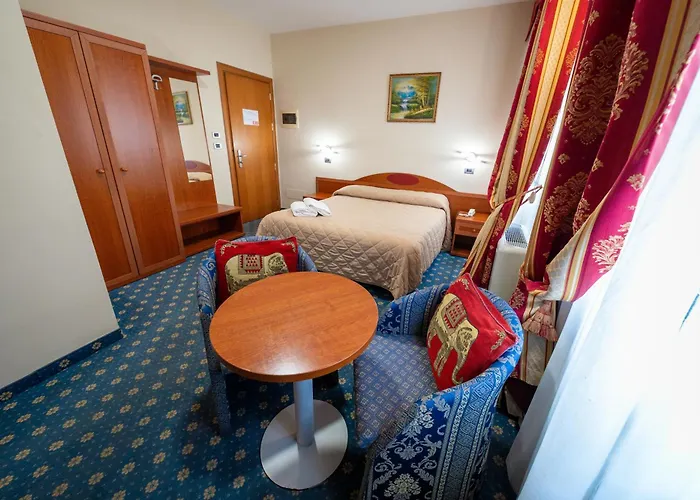 Hotel Cavour Moncalieri