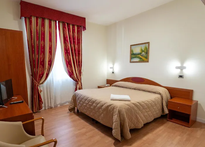 Cavour 3* Moncalieri