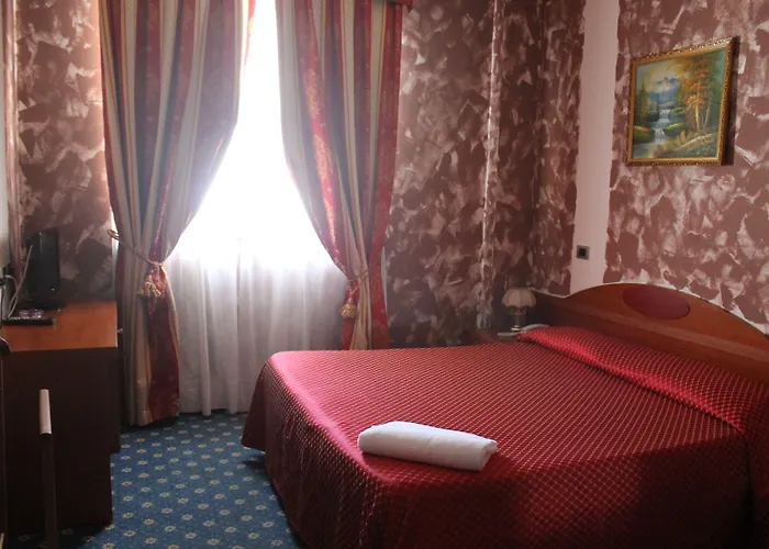 Cavour Hotel 3*
