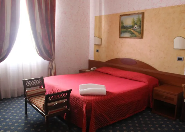 Cavour Otel