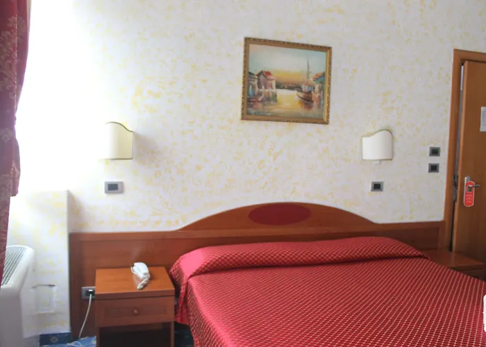 Cavour 3*