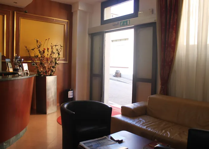 Cavour Otel 3*